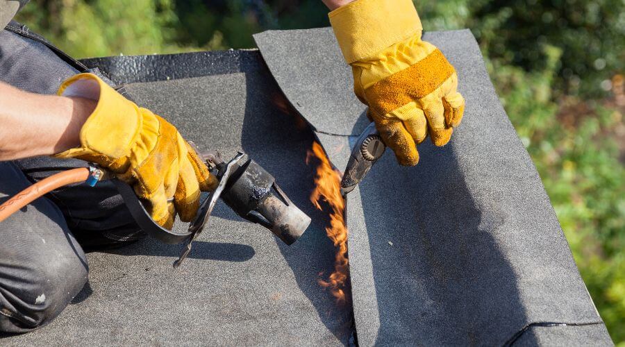 Expert Emergency Roof Repairs services in Bristow, NE